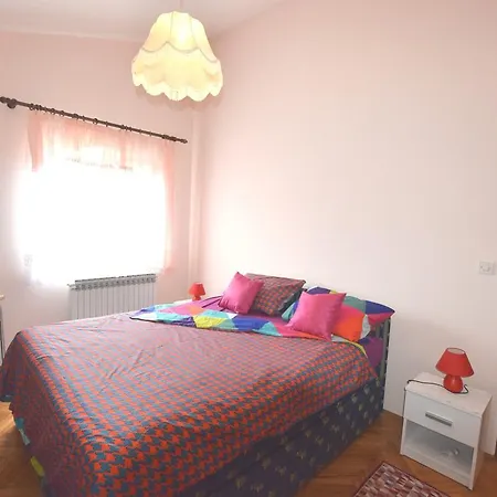 Comfortable Only 500m To The Sea With Outdoor Kitchen, Wifi And Airco * Banjole